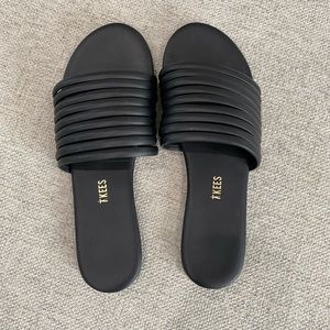 Tkees Sandals
